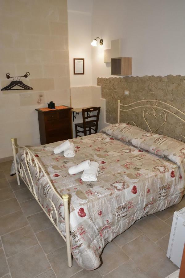 Cala Del Conte B&B อาเวตรานา ภายนอก รูปภาพ