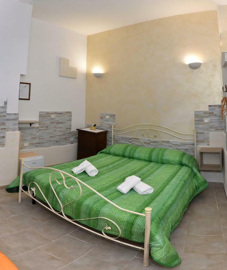 Cala Del Conte B&B อาเวตรานา ภายนอก รูปภาพ