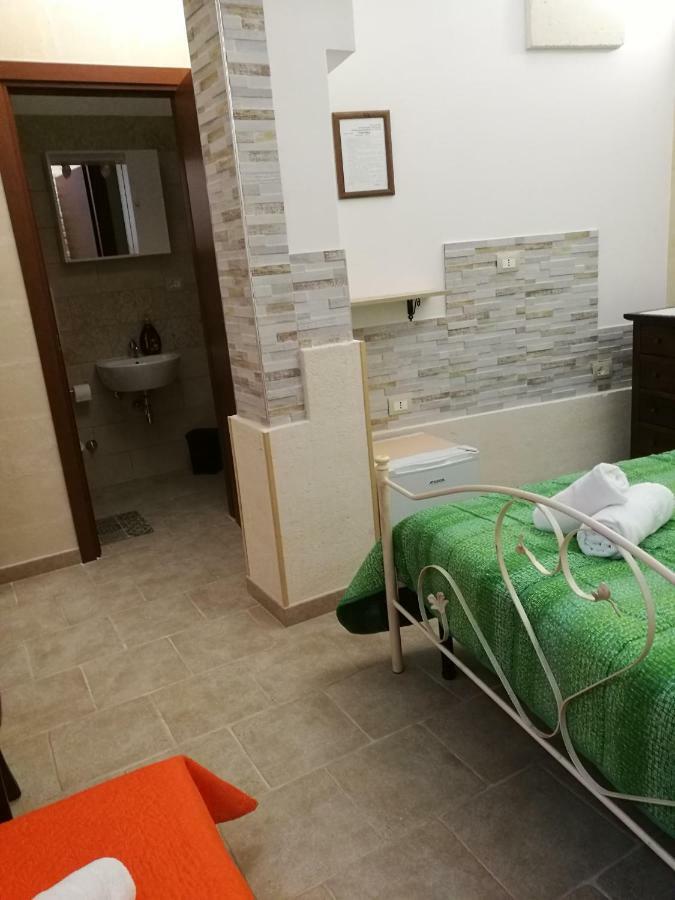 Cala Del Conte B&B อาเวตรานา ภายนอก รูปภาพ