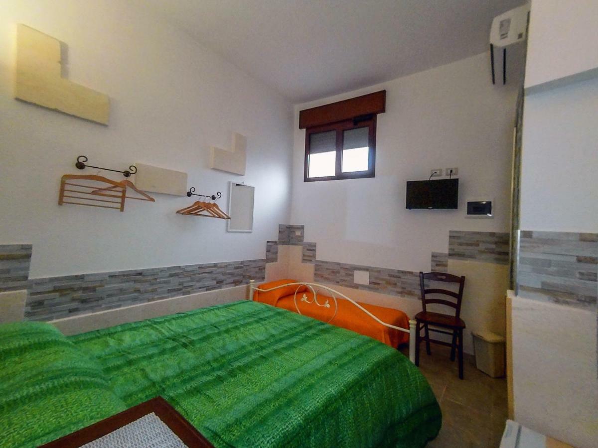 Cala Del Conte B&B อาเวตรานา ภายนอก รูปภาพ